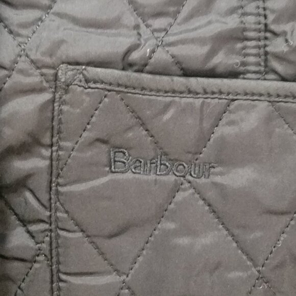 Barbour Womens lightweight down vest size 8 black full zip - Picture 4 of 9